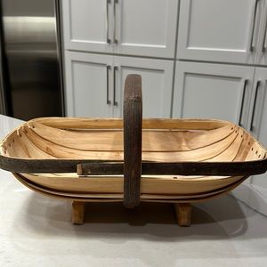 Thomas SMITH & SONS Royal Sussex GARDEN TRUG Gathering Basket WOOD Stamped Sign